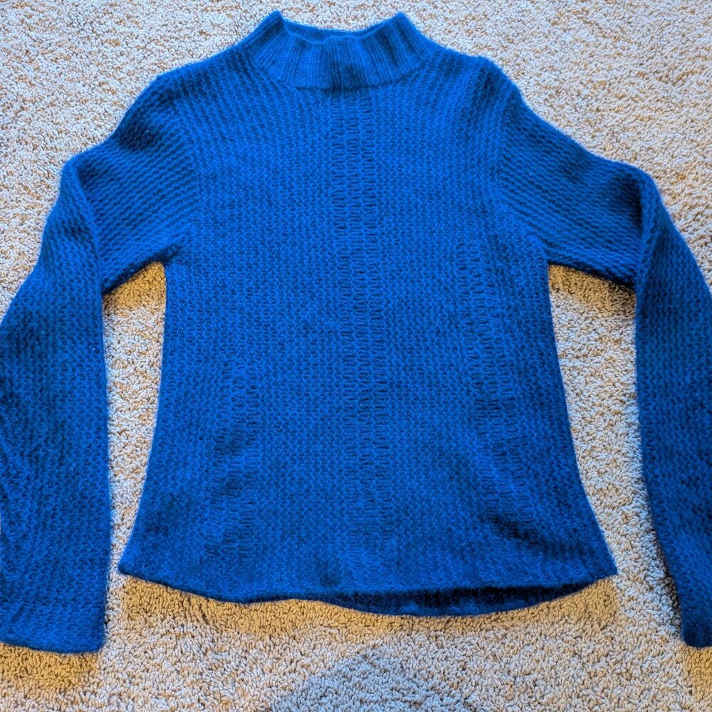 Saks Fifth Avenue Folio Collection 100% Cashmere royal blue  Medium